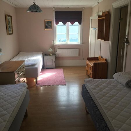 Enkoeping Cottage Bagian luar foto